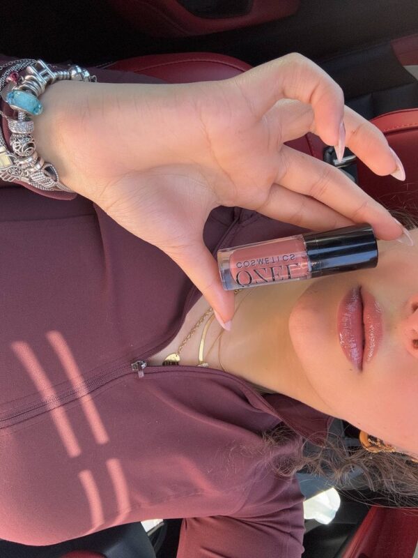 ⁦lipgloss shade hazelnut⁩ - الصورة ⁦3⁩